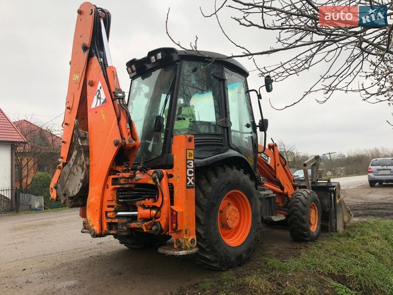 Экскаватор погрузчик JCB 3CX 2005 в Львове