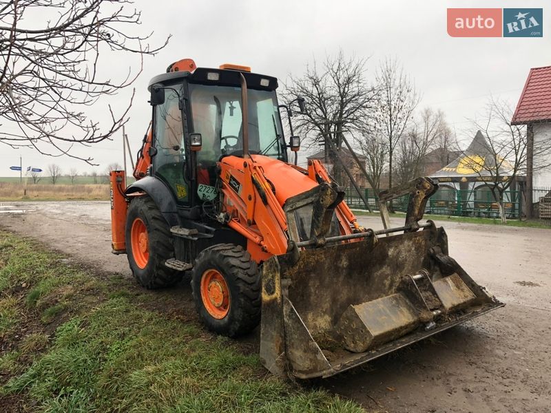 Экскаватор погрузчик JCB 3CX 2005 в Львове