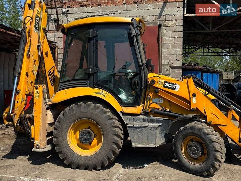 Экскаватор погрузчик JCB 3CX 2010 в Краснокутске