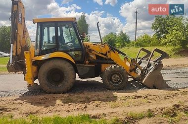 Экскаватор погрузчик JCB 3CX 2001 в Ладыжине