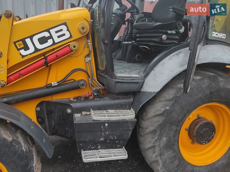 Экскаватор погрузчик JCB 3CX 2013 в Белогородке