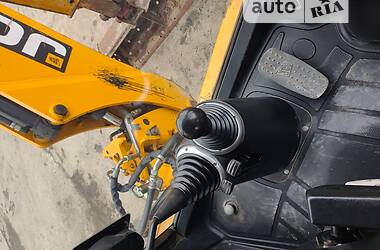 Екскаватор навантажувач JCB 3CXSM 2015 в 