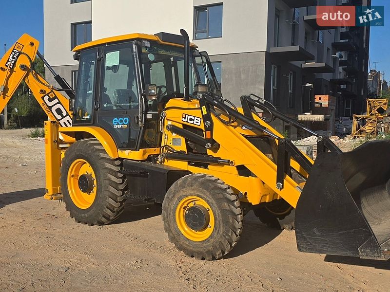JCB 3DX 2025