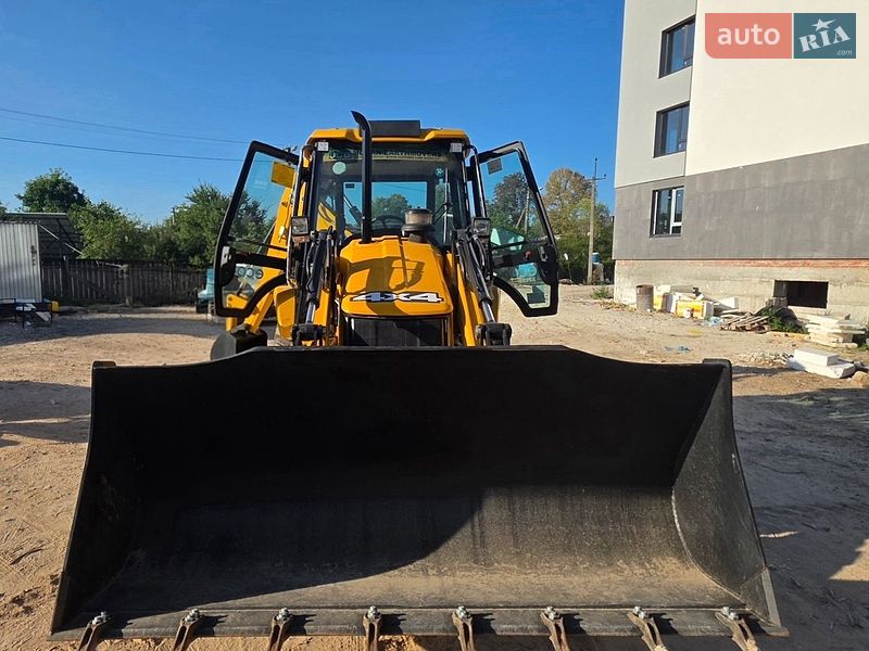 Экскаватор погрузчик JCB 3DX 2025 в Ивано-Франковске