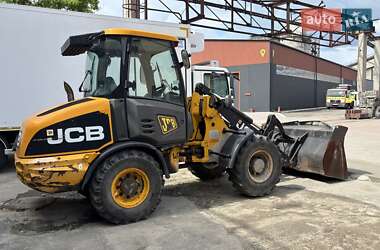 Экскаватор погрузчик JCB 406 2011 в 