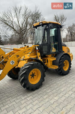 Фронтальный погрузчик JCB 409 2003 в Хмельницком