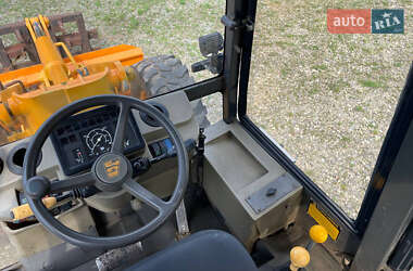 Фронтальный погрузчик JCB 409 1998 в Черновцах