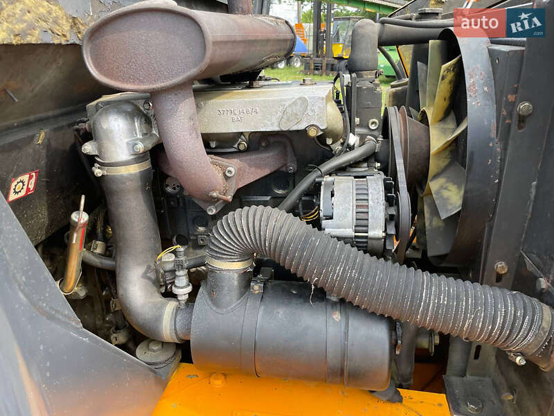 Фронтальный погрузчик JCB 409 1998 в Черновцах