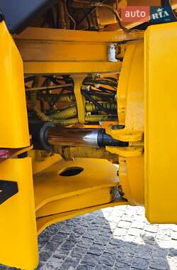 Телескопический погрузчик JCB 423 1991 в 