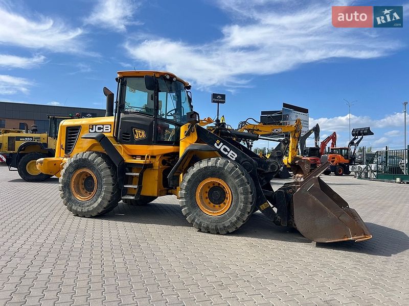 JCB 426 2011