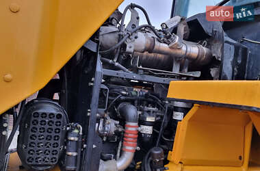 Фронтальный погрузчик JCB 427 2020 в 