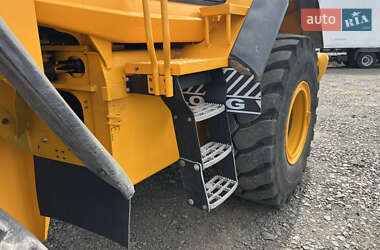 Фронтальный погрузчик JCB 436 2010 в 