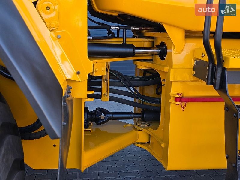 Фронтальный погрузчик JCB 437 2015 в Ровно