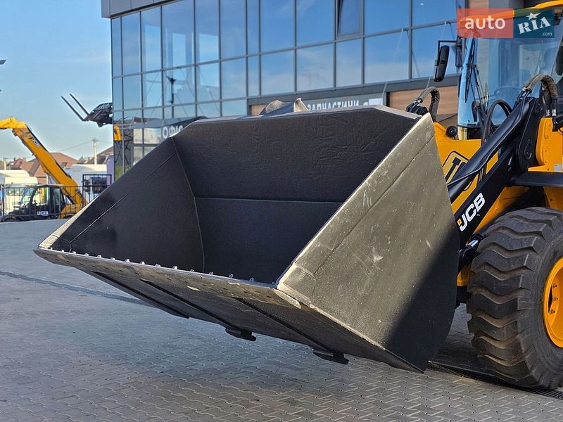 Фронтальный погрузчик JCB 437 2015 в Ровно