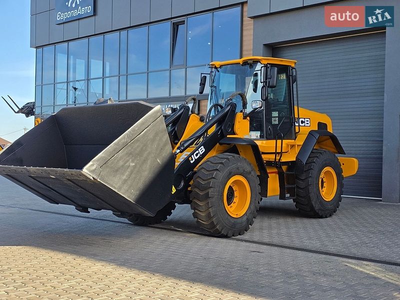 Фронтальный погрузчик JCB 437 2015 в Ровно