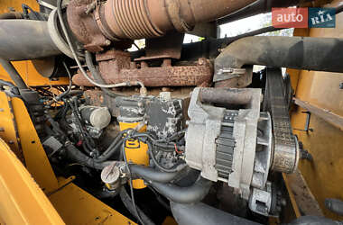 Фронтальный погрузчик JCB 456 2005 в 