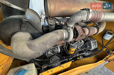 Фронтальный погрузчик JCB 456 2005 в 