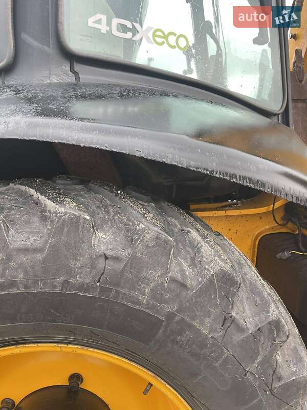 Екскаватор навантажувач JCB 4CX 2011 в Львові