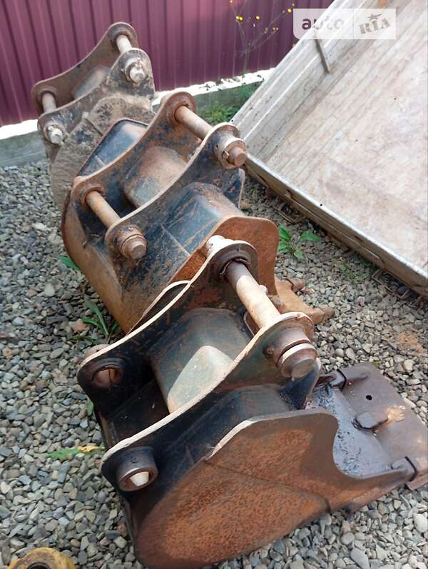 Экскаватор погрузчик JCB 4CX 2001 в Тячеве фото 19 Экскаватор погрузчик JCB 4CX 2001 в Тячеве