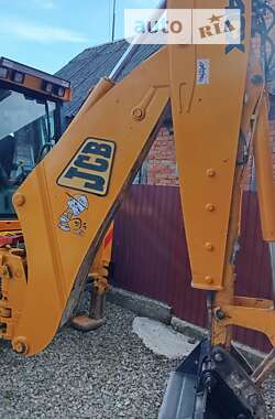 Экскаватор погрузчик JCB 4CX 2001 в 