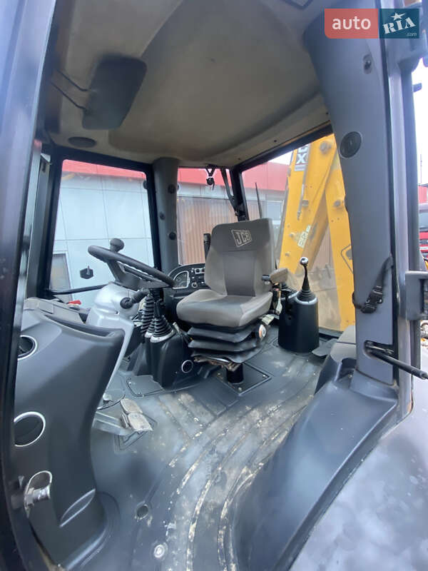 Экскаватор погрузчик JCB 4CX 2010 в Запорожье