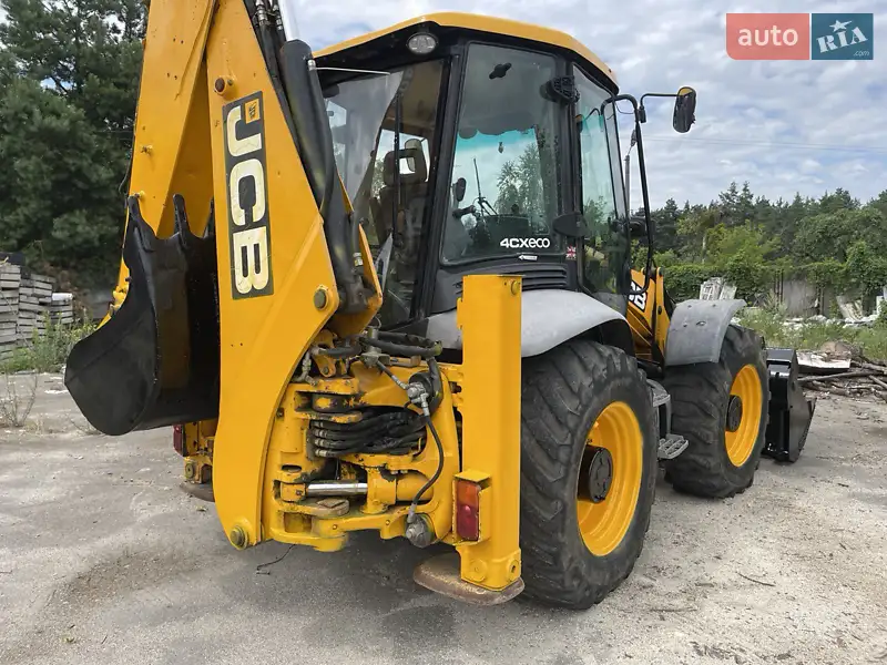 Экскаватор погрузчик JCB 4CX 2013 в 