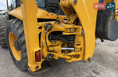 Экскаватор погрузчик JCB 4CX 2003 в 