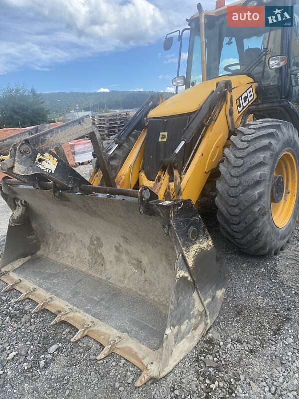 Экскаватор погрузчик JCB 4CX 2011 в 