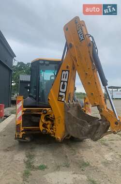 Екскаватор навантажувач JCB 4CX 2011 в 