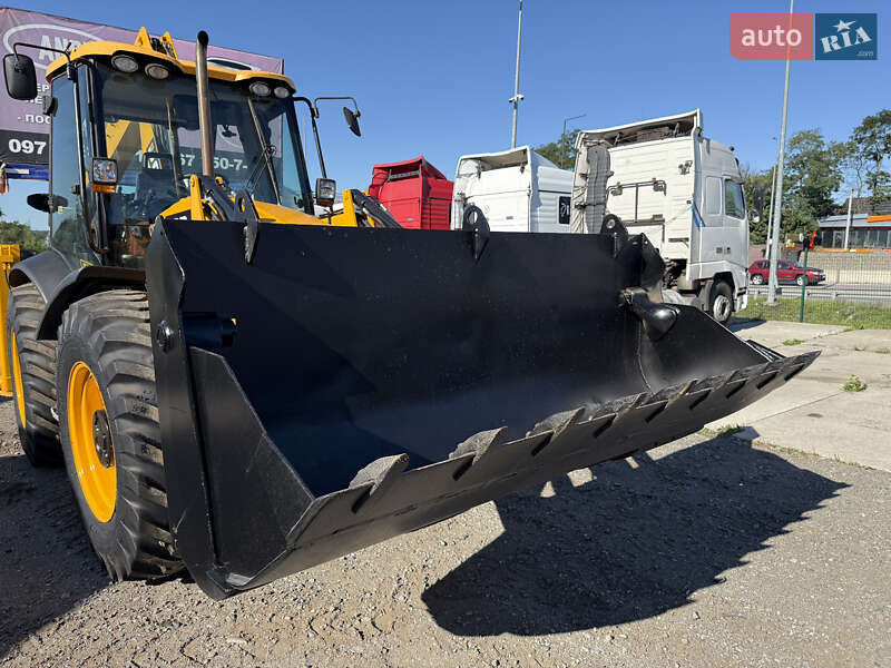 Экскаватор погрузчик JCB 4CX 2010 в Киеве