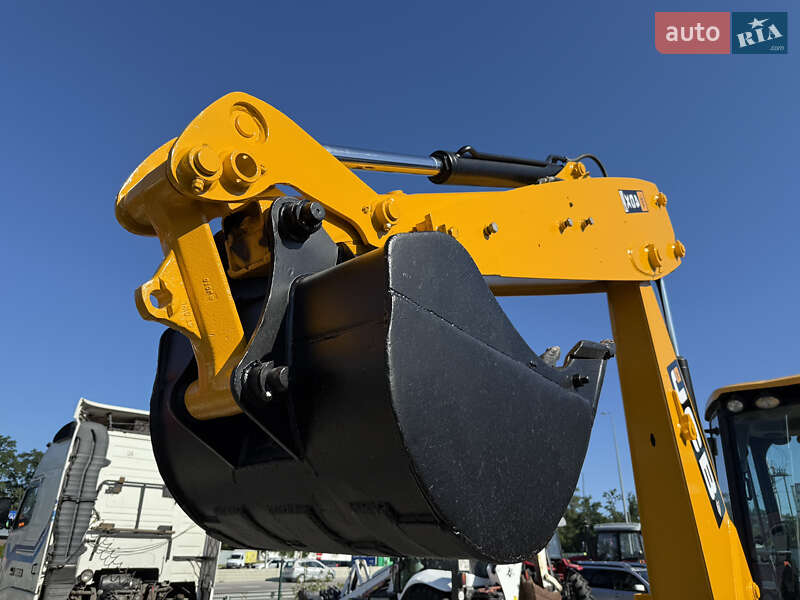 Экскаватор погрузчик JCB 4CX 2010 в Киеве