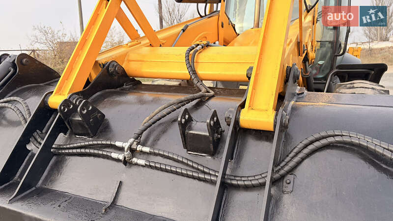 Экскаватор погрузчик JCB 4CX 2013 в Николаеве