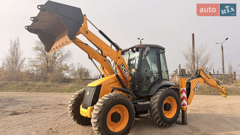 Экскаватор погрузчик JCB 4CX 2013 в Николаеве