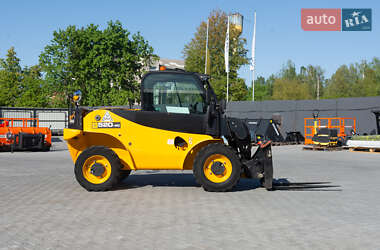 Подъемник телескопический JCB 520 2017 в 