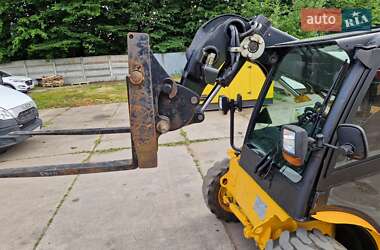 Телескопический погрузчик JCB 520 2002 в 
