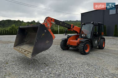 Телескопический погрузчик JCB 525-60 Hi-Viz 2019 в 