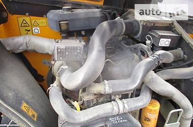 Фронтальный погрузчик JCB 526 2013 в 