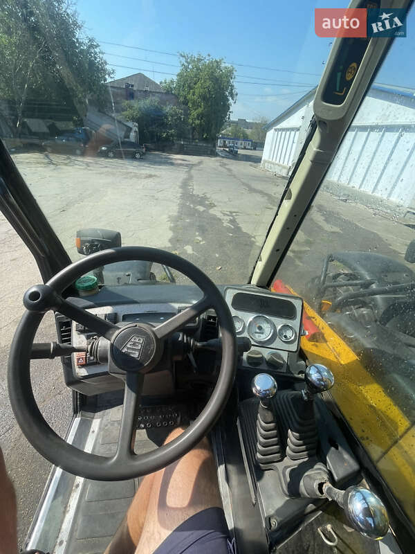 Телескопический погрузчик JCB 526 2006 в Новой Одессе