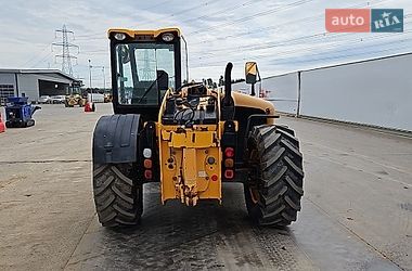 Телескопічні навантажувачі JCB 526 2009 в Калуші