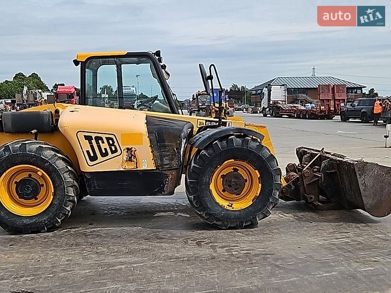 Телескопічні навантажувачі JCB 526 2009 в Калуші