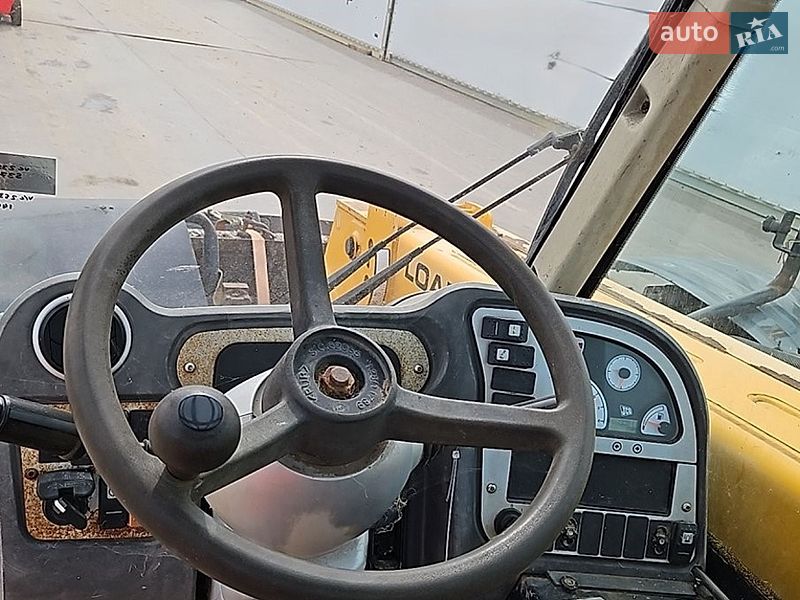 Телескопічні навантажувачі JCB 526 2009 в Калуші