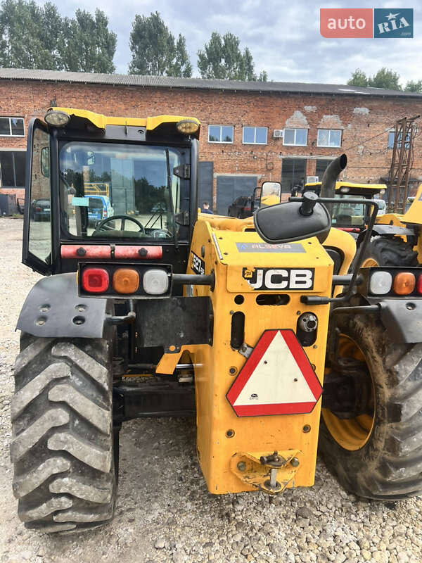Телескопічні навантажувачі JCB 527-58 2012 в Львові