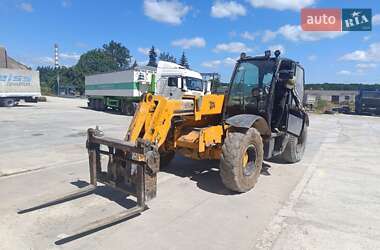 Фронтальні навантажувачі JCB 530-70 2000 в Чорткові