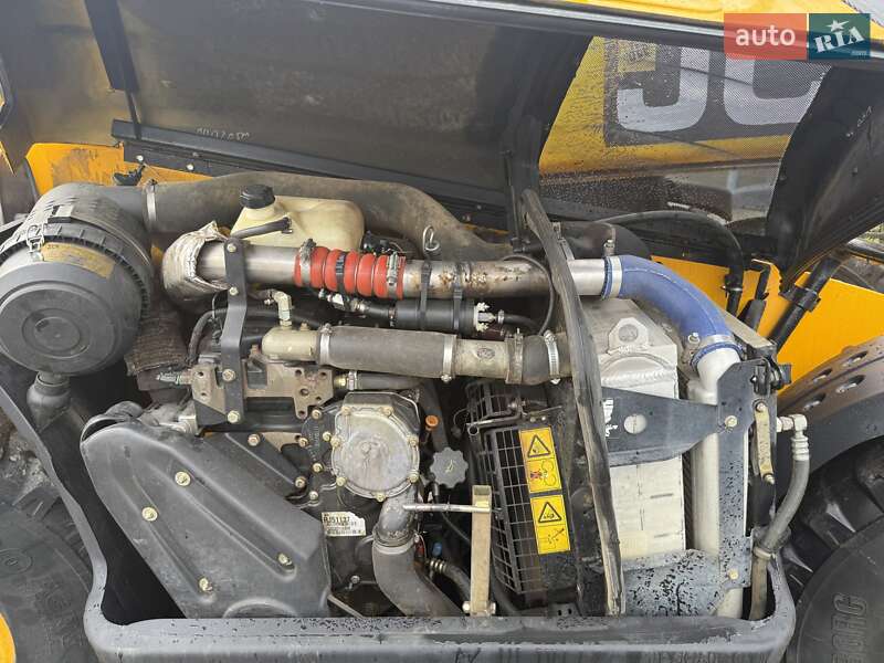 Телескопический погрузчик JCB 530-70 2005 в Луцке