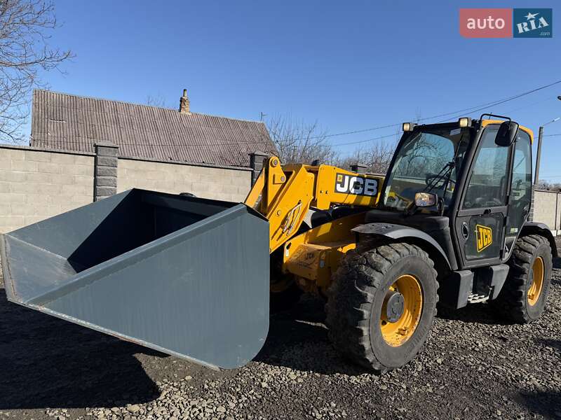 Телескопический погрузчик JCB 530-70 2005 в Луцке фото 24 Телескопический погрузчик JCB 530-70 2005 в Луцке