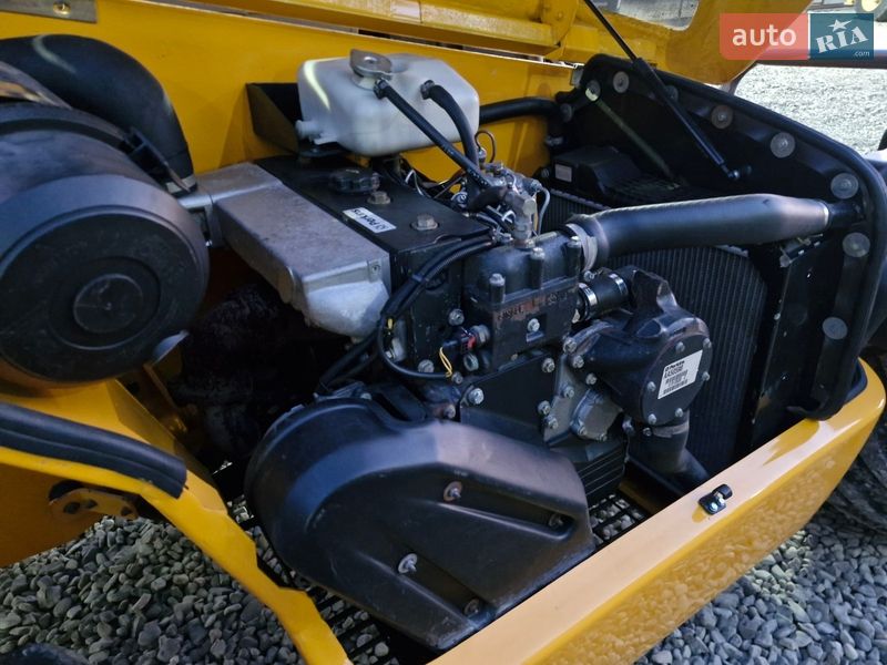 Телескопічні навантажувачі JCB 530-70 1997 в Чернівцях фото 16 Телескопічні навантажувачі JCB 530-70 1997 в Чернівцях