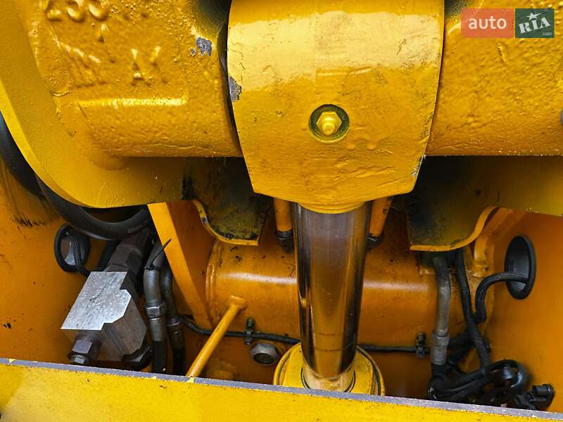 Телескопический погрузчик JCB 530 2004 в Горохове