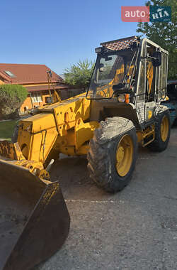 Екскаватор навантажувач JCB 530 1996 в Чернівцях
