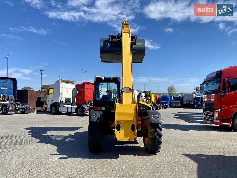 Телескопічні навантажувачі JCB 531-70 2014 в Рівному
