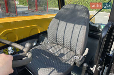 Телескопический погрузчик JCB 531-70 2004 в 